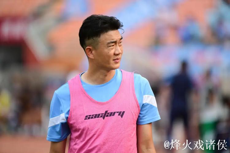 曝前国脚戴琳欠球迷钱不还博主发声:戴琳不知去向,借了很多人钱 曝前国脚戴琳欠球迷钱不还博主发声:戴琳不知去向,借了很多人钱