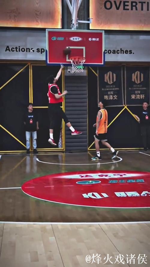 超三联赛分享赛场精彩瞬间:看看周嘉豪是如何打超三比赛? 超三联赛分享赛场精彩瞬间:看看周嘉豪是如何打超三比赛?